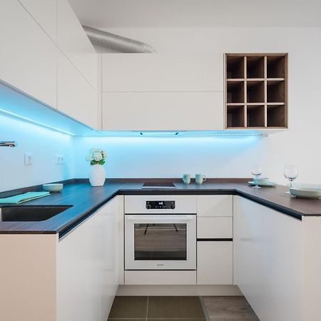 Comfort Court Apartment - Free Parking, Balcony ブダペスト エクステリア 写真