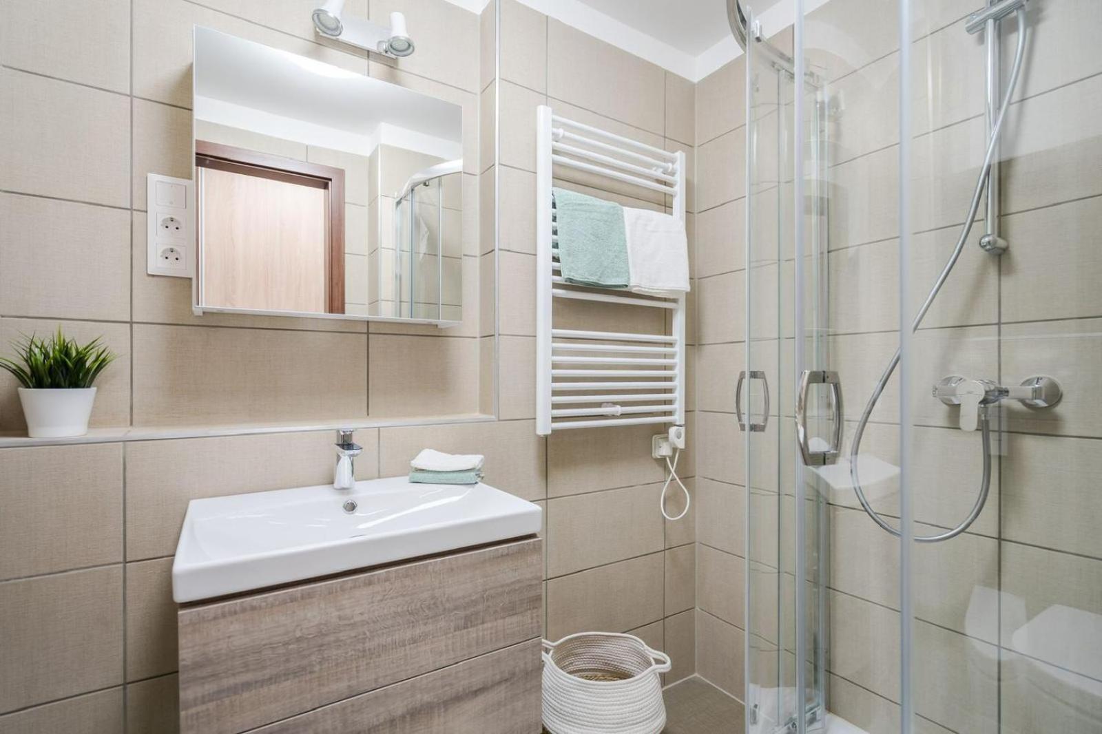 Comfort Court Apartment - Free Parking, Balcony ブダペスト エクステリア 写真